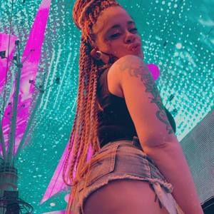 Meet your Posher, Erica